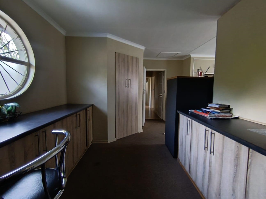 3 Bedroom Property for Sale in Pellissier Free State